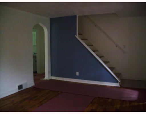 112 Hillendale Road Pittsburgh, PA 15237 - Photo 2 of 13 Living Room.