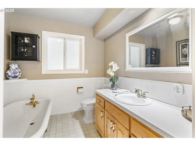 $924,900 | 803 North Main Avenue, Ridgefield, WA 98642