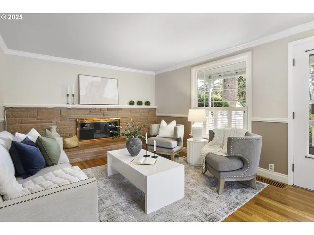 $924,900 | 803 North Main Avenue, Ridgefield, WA 98642