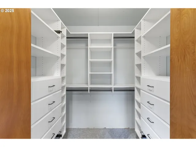 $924,900 | 803 North Main Avenue, Ridgefield, WA 98642