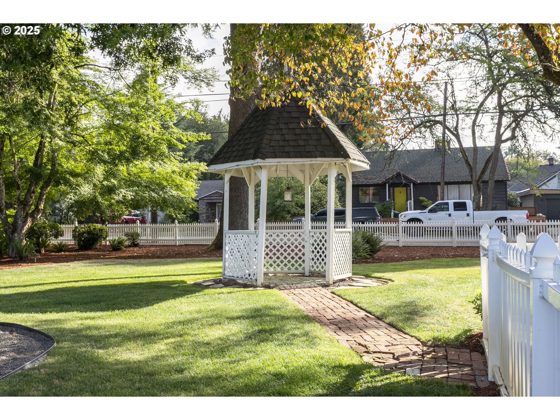 803 North Main Avenue Ridgefield, WA 98642 - Photo 4 of 45 Gallery Image 4