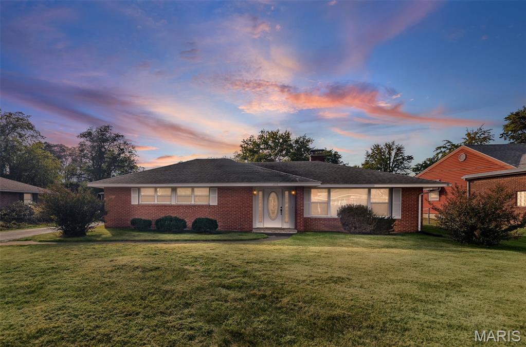 2816 Ridgedale Drive Godfrey, IL 62035 - Photo 1 of 34 Gallery Image 1