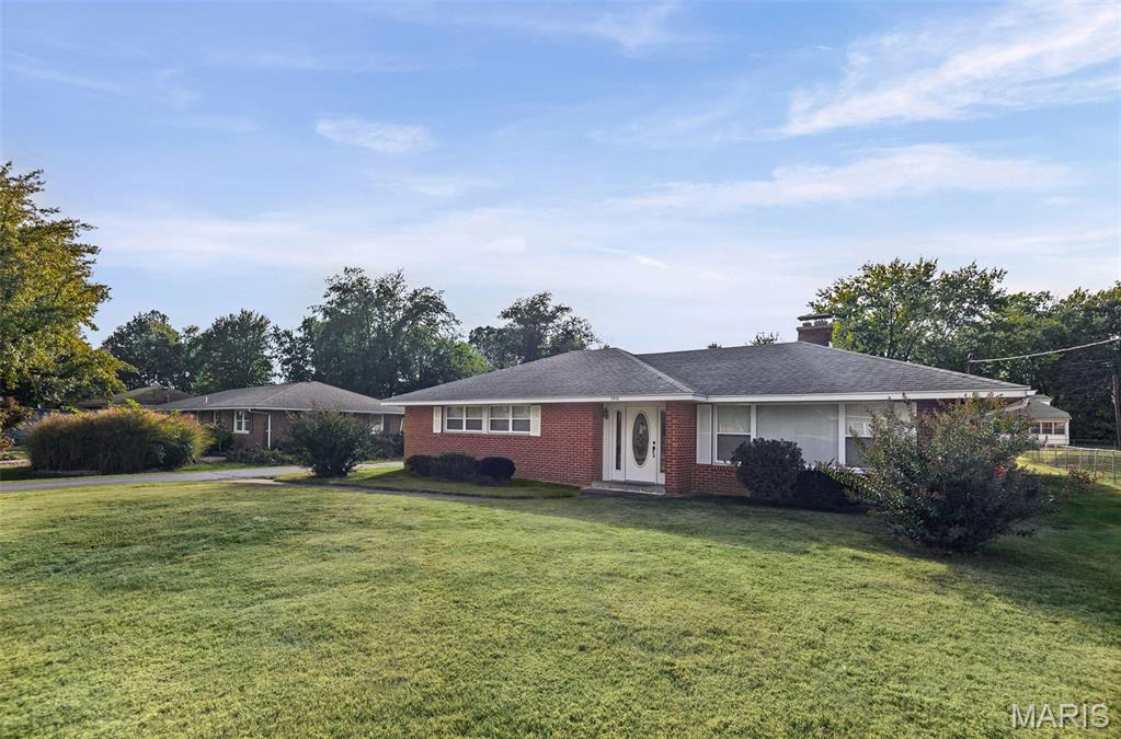 2816 Ridgedale Drive Godfrey, IL 62035 - Photo 3 of 34 Gallery Image 3