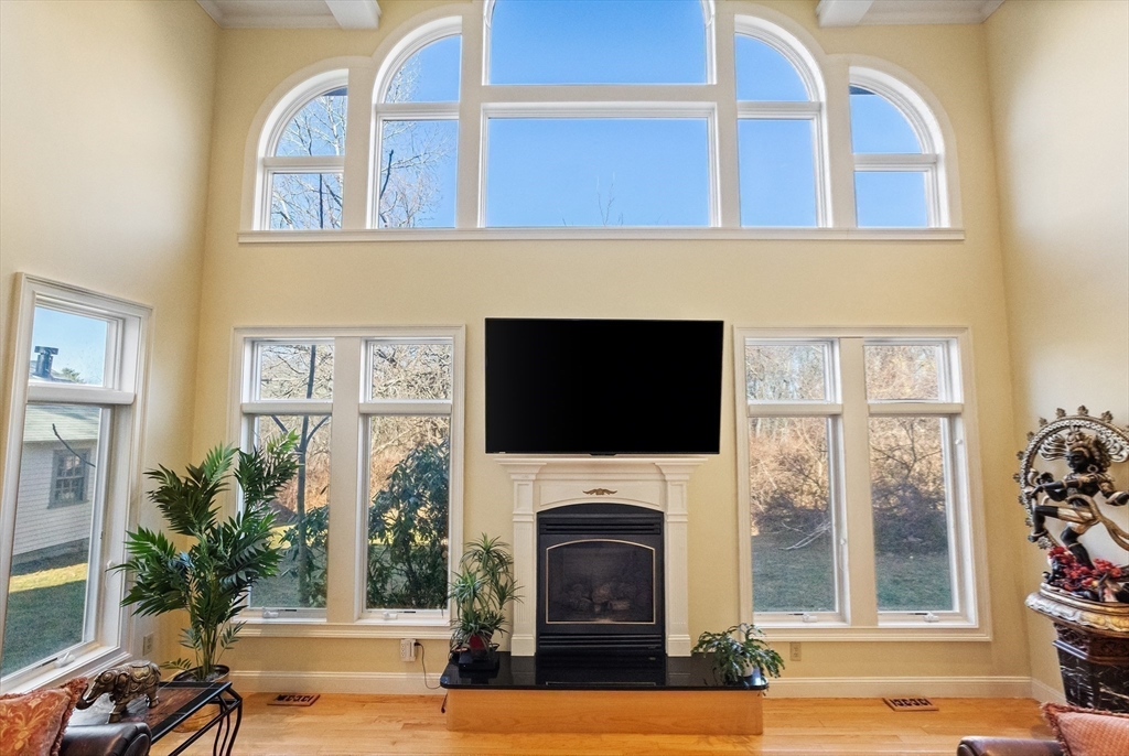 34 Allen Street Lexington, MA 02421 - Photo 15 of 19