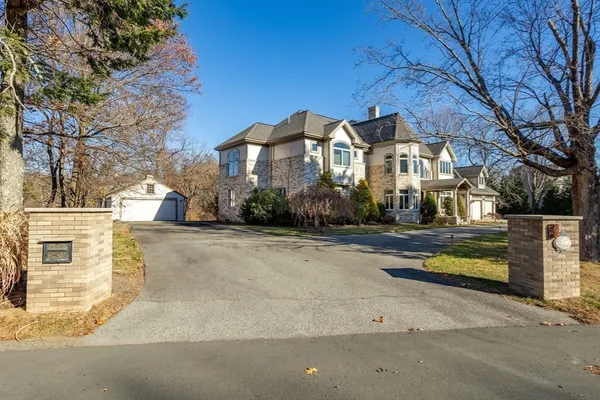 $2,749,000 | 34 Allen Street, Lexington, MA 02421