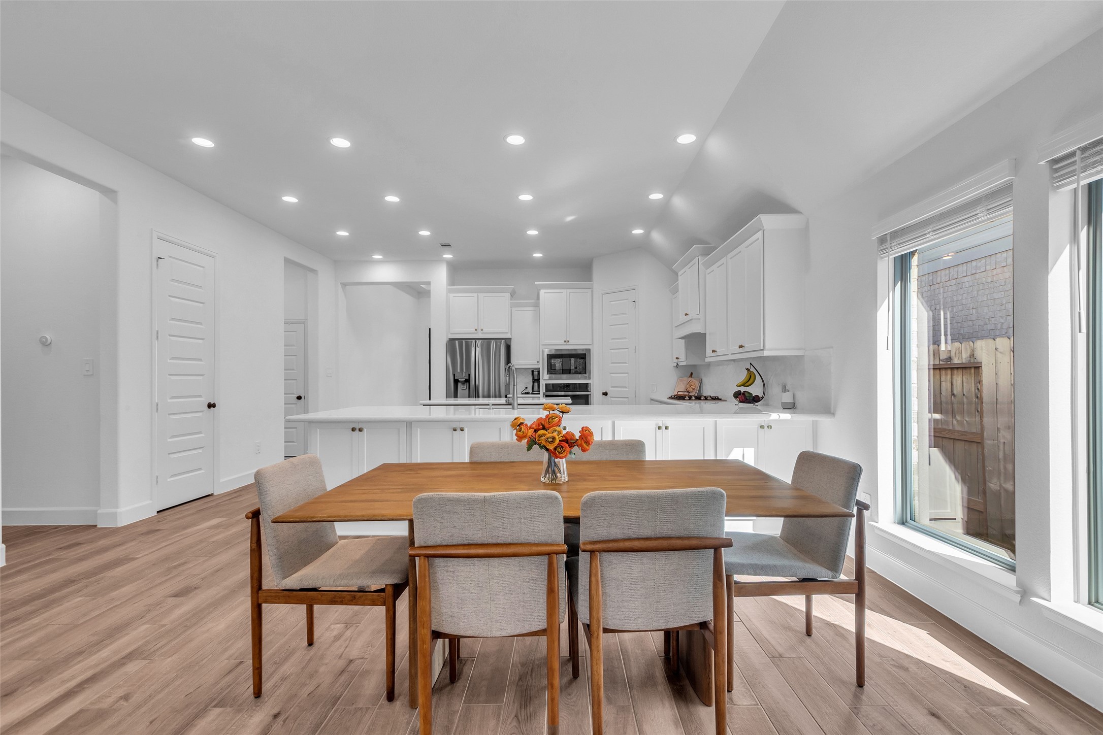 828 Coleto Run Conroe, TX 77304 - Photo 14 of 44