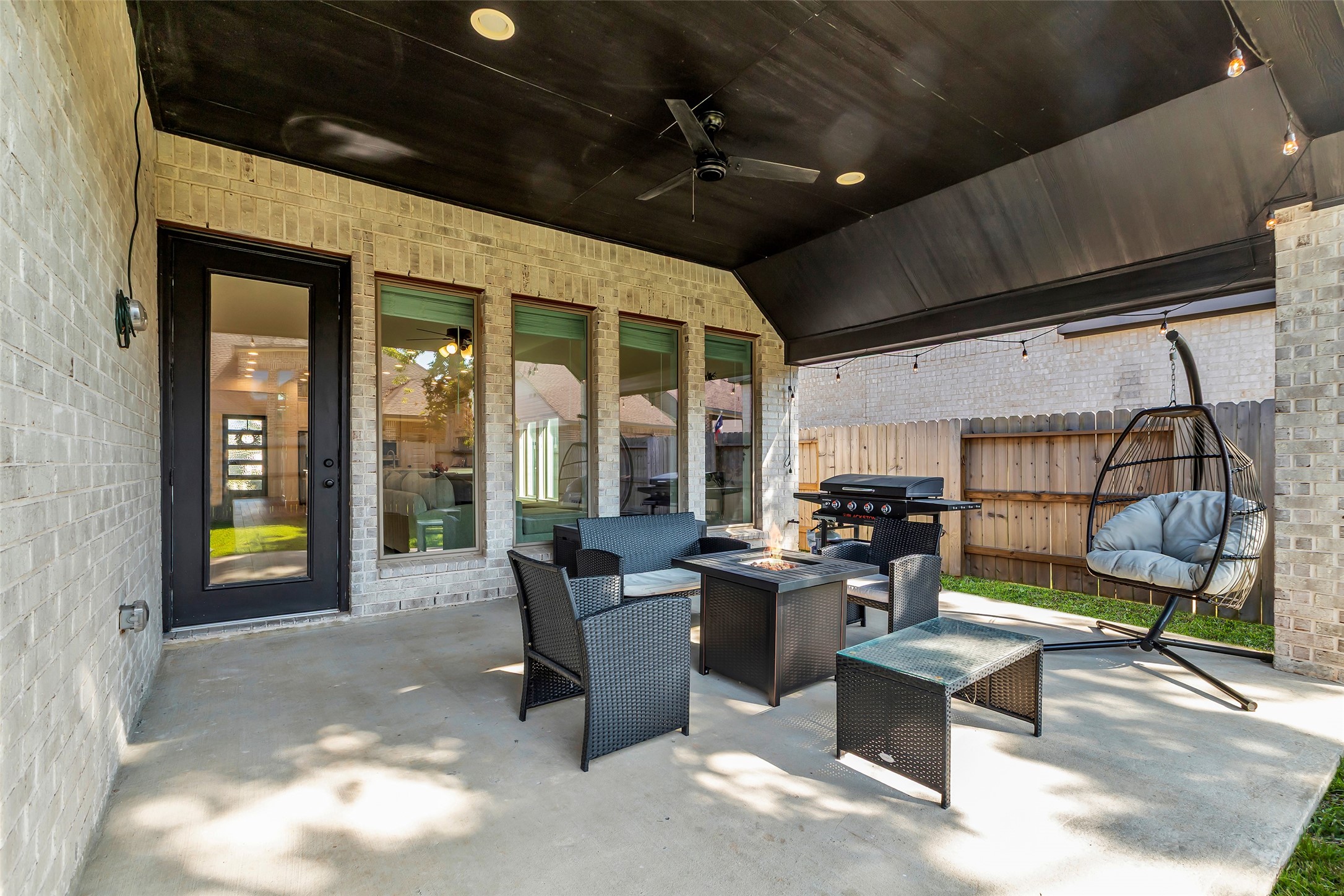 828 Coleto Run Conroe, TX 77304 - Photo 29 of 44