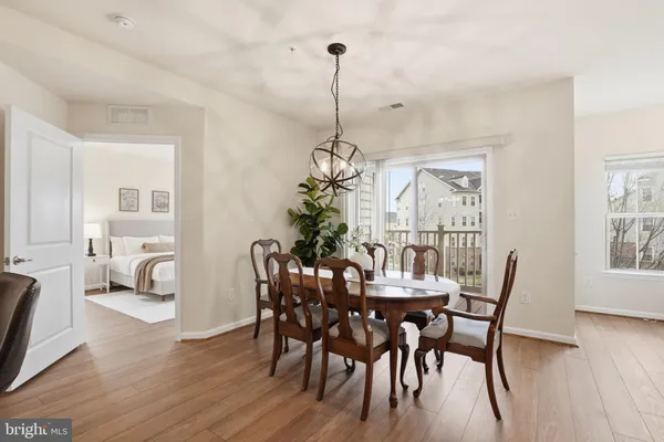 $320,000 | 6490 Calverton Drive, Unit 304, Frederick, MD 21703