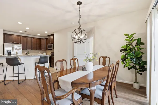 $320,000 | 6490 Calverton Drive, Unit 304, Frederick, MD 21703