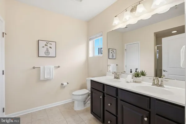 $320,000 | 6490 Calverton Drive, Unit 304, Frederick, MD 21703