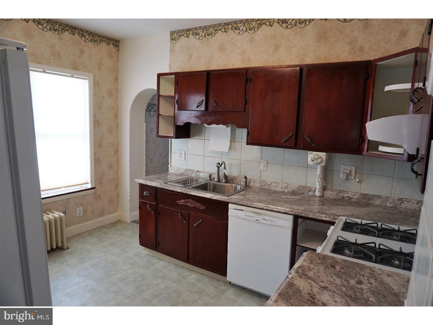 773 Mission Road Trenton, NJ 08620 - Photo 5 of 25 Kitchen