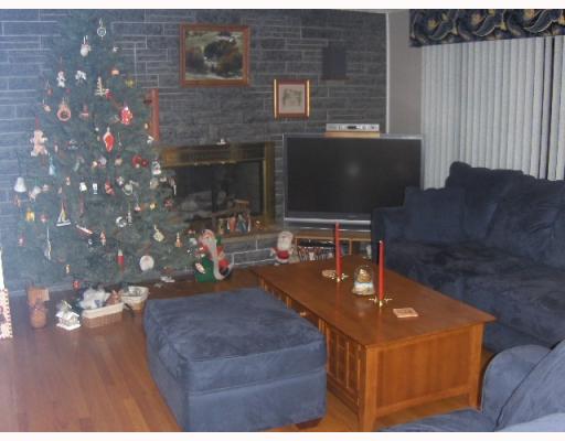 27 Sandy Brook Road Glocester, RI 02857 - Photo 4 of 5 Living Room.