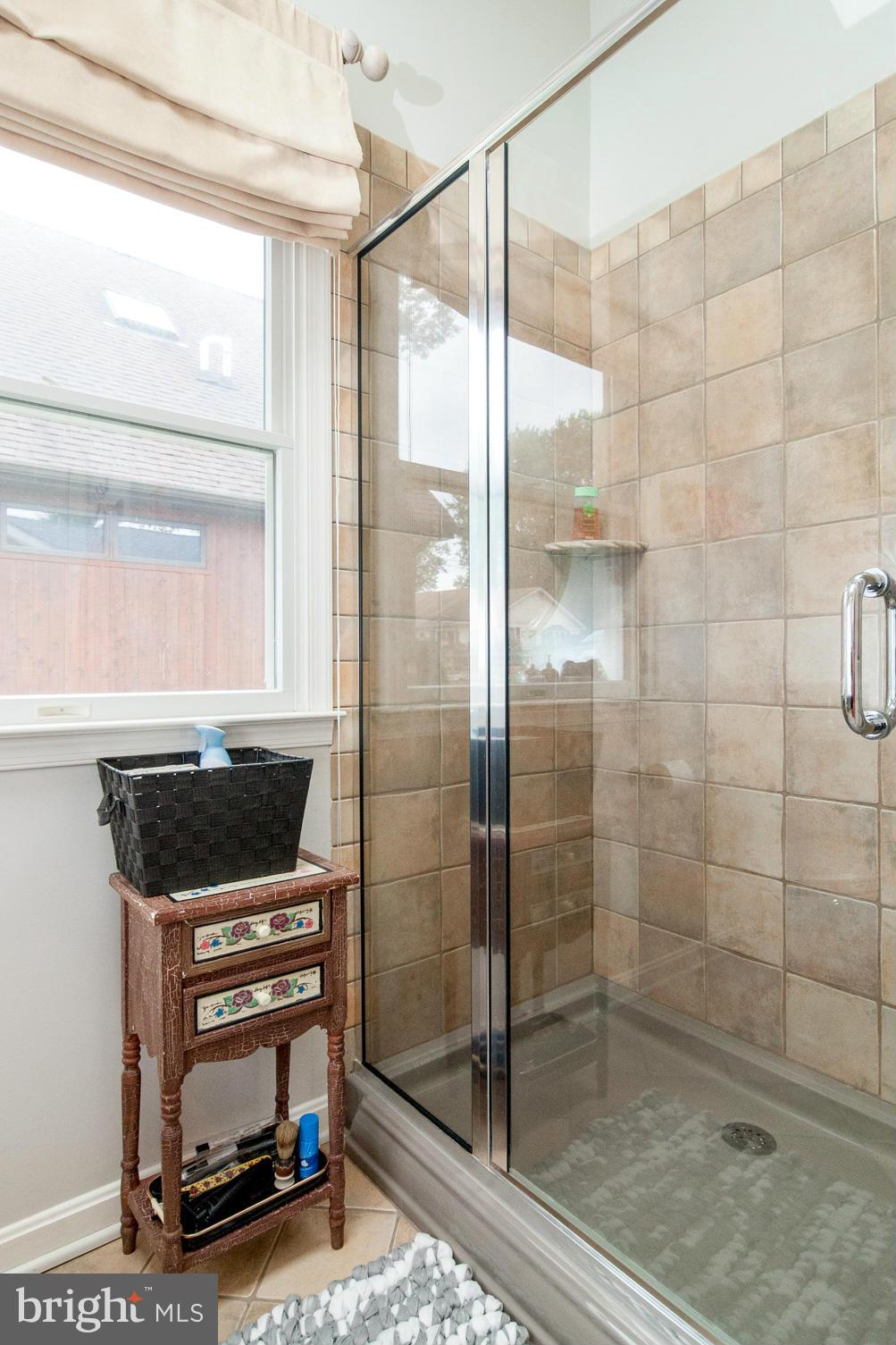 838 Sue Grove Road Baltimore, MD 21221 - Photo 22 of 30 Bath (Master)