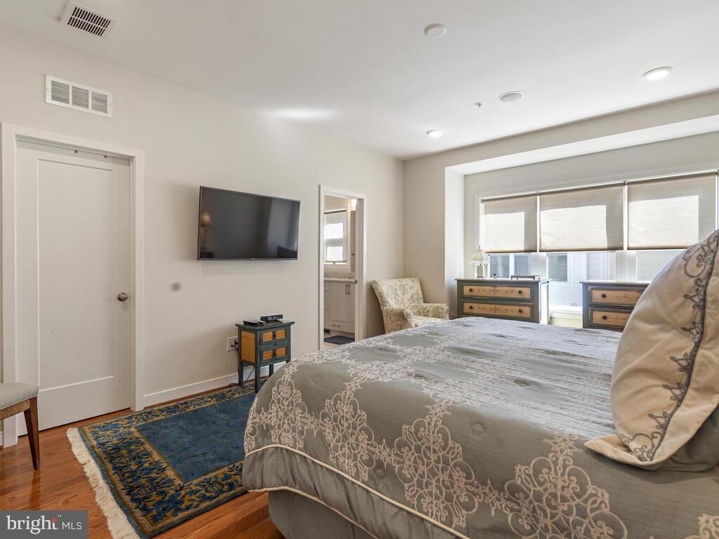 42 Ellsworth Heights Street Silver Spring, MD 20910 - Photo 25 of 67 Gallery Image 25