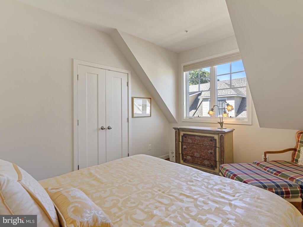 42 Ellsworth Heights Street Silver Spring, MD 20910 - Photo 31 of 67 Gallery Image 31