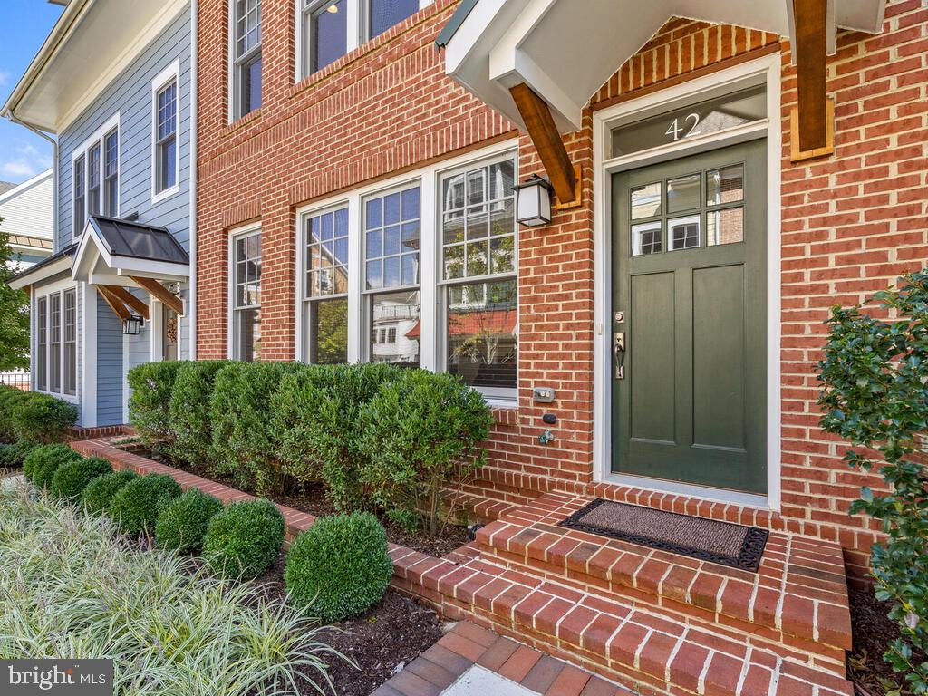 42 Ellsworth Heights Street Silver Spring, MD 20910 - Photo 46 of 67 Gallery Image 46