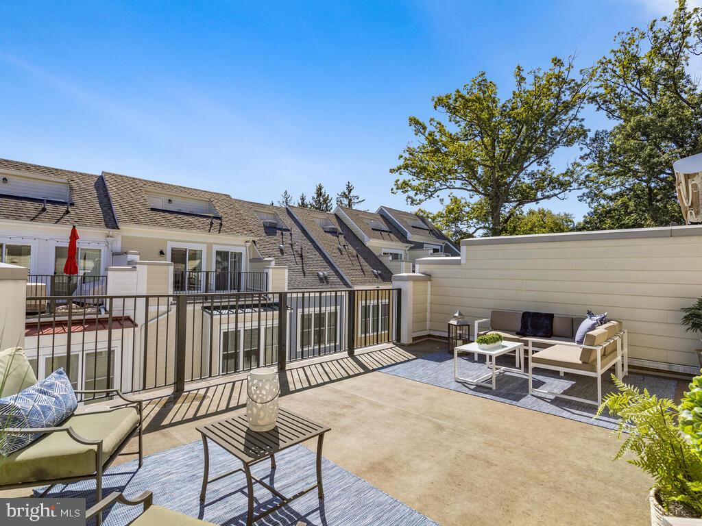 42 Ellsworth Heights Street Silver Spring, MD 20910 - Photo 48 of 67 Gallery Image 48