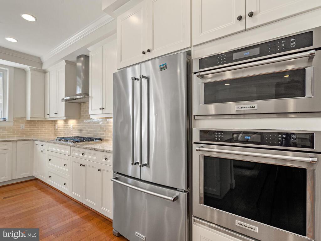 42 Ellsworth Heights Street Silver Spring, MD 20910 - Photo 6 of 67 Gallery Image 6