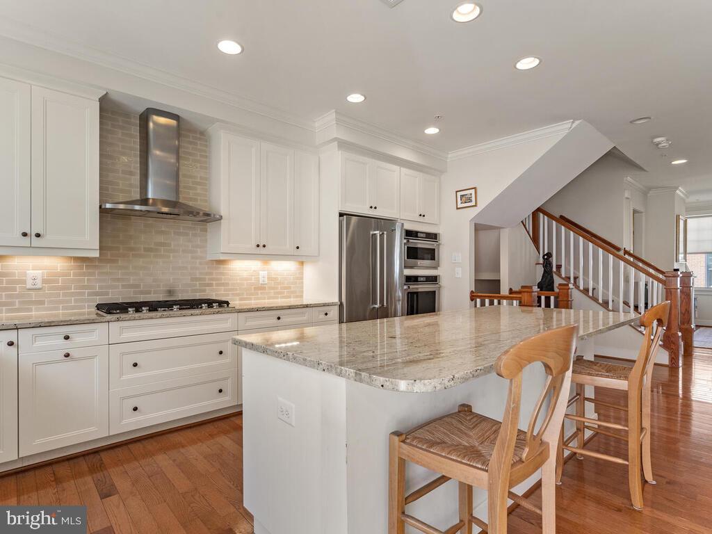 42 Ellsworth Heights Street Silver Spring, MD 20910 - Photo 8 of 67 Gallery Image 8