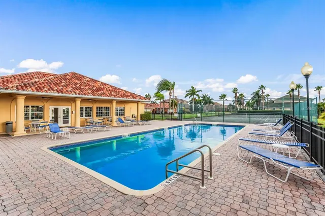 $595,000 | 1318 3rd St Circle East, Palmetto, FL 34221