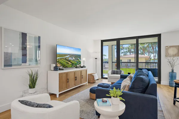 $875,000 | 1000 North Us Highway, Unit BE103, Jupiter, FL 33477