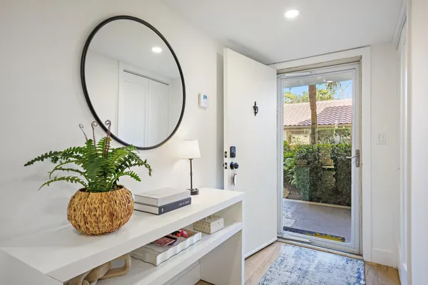 $875,000 | 1000 North Us Highway, Unit BE103, Jupiter, FL 33477