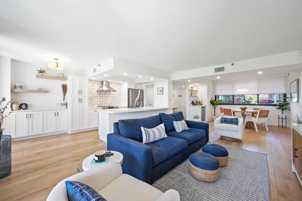 $875,000 | 1000 North Us Highway, Unit BE103, Jupiter, FL 33477