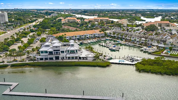 $875,000 | 1000 North Us Highway, Unit BE103, Jupiter, FL 33477