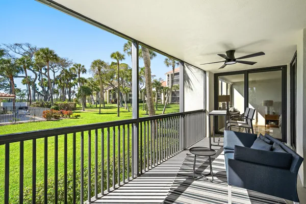 $875,000 | 1000 North Us Highway, Unit BE103, Jupiter, FL 33477