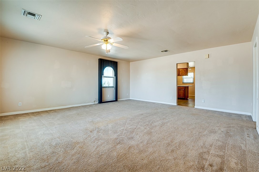 285 West Basic Road Henderson, NV 89015 - Photo 5 of 26