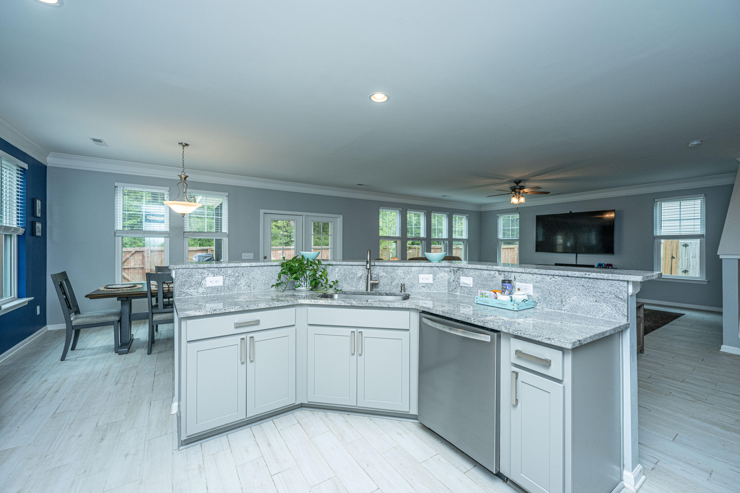 297 Oglethorpe Circle Moncks Corner, SC 29461 - Photo 16 of 52 297Oglethorpe019