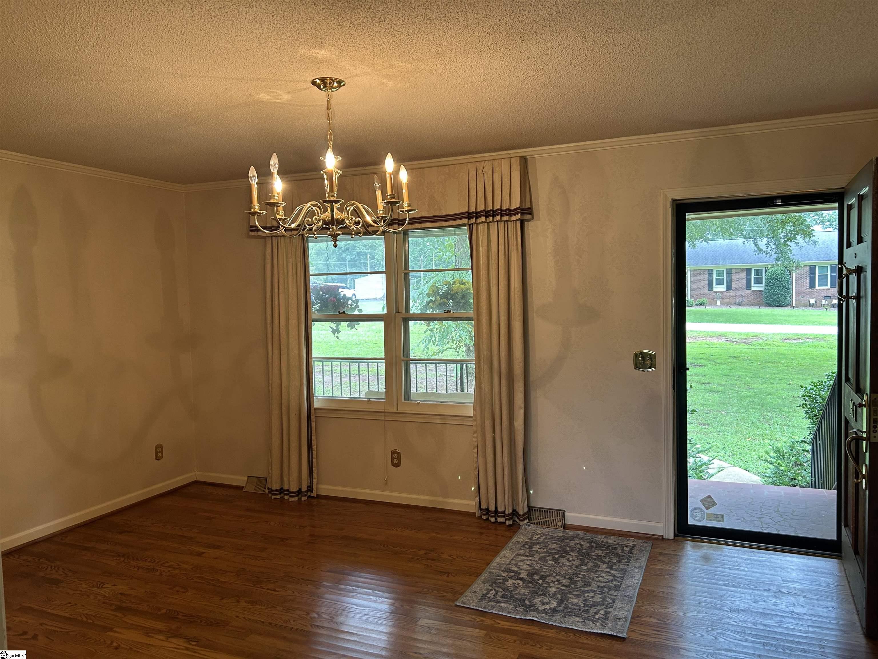 101 Sumter Street Clinton, SC 29325 - Photo 13 of 50