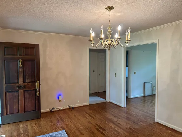 $299,900 | 101 Sumter Street, Clinton, SC 29325