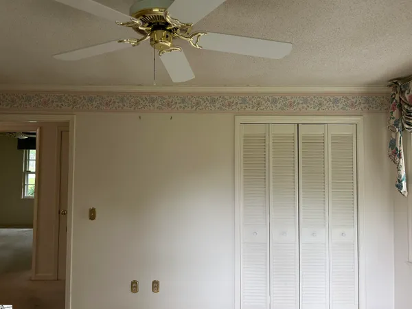 $299,900 | 101 Sumter Street, Clinton, SC 29325