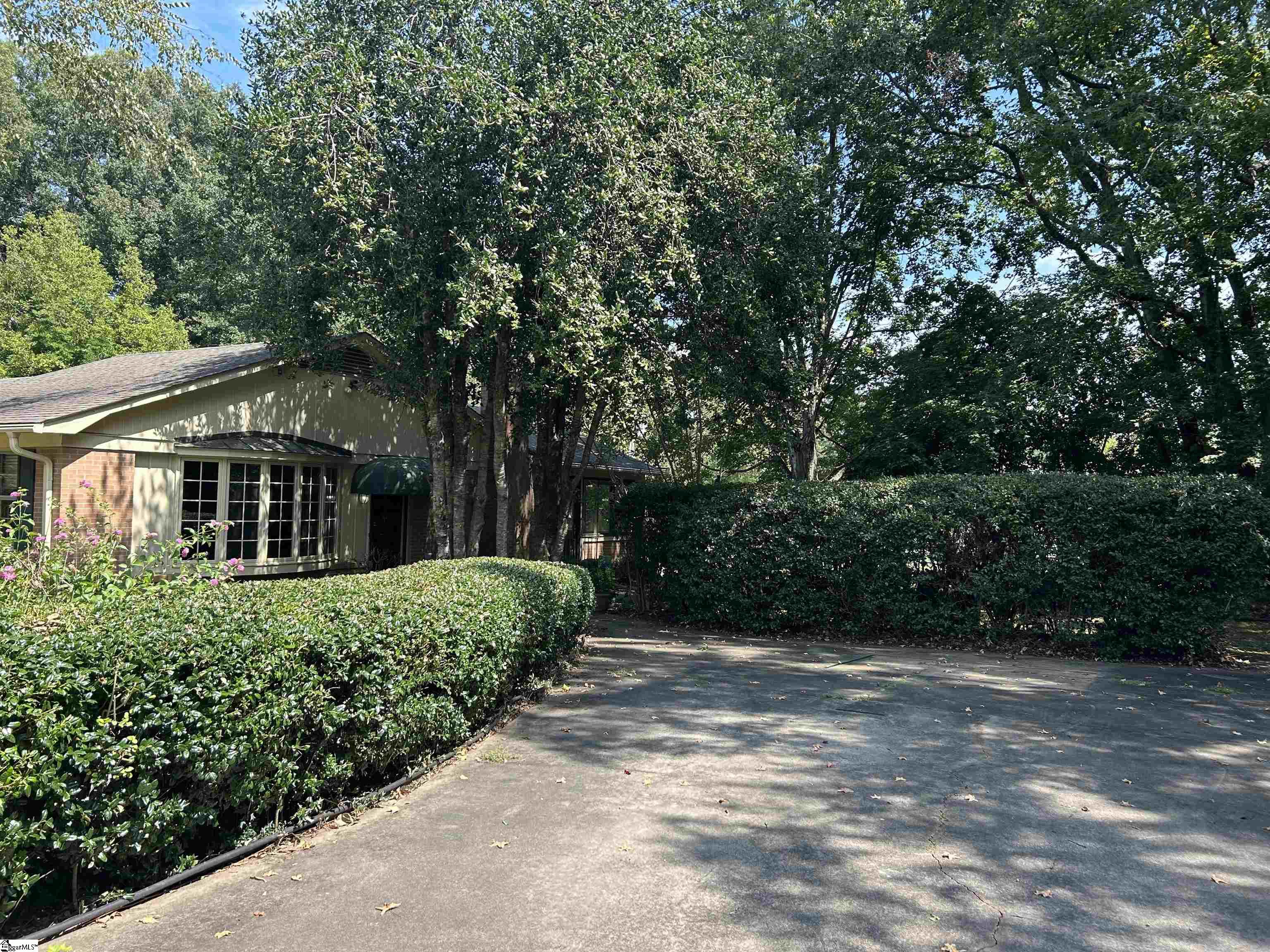 101 Sumter Street Clinton, SC 29325 - Photo 7 of 50