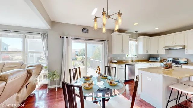 $3,200 | 182 Chapin Way, Oswego, IL 60543