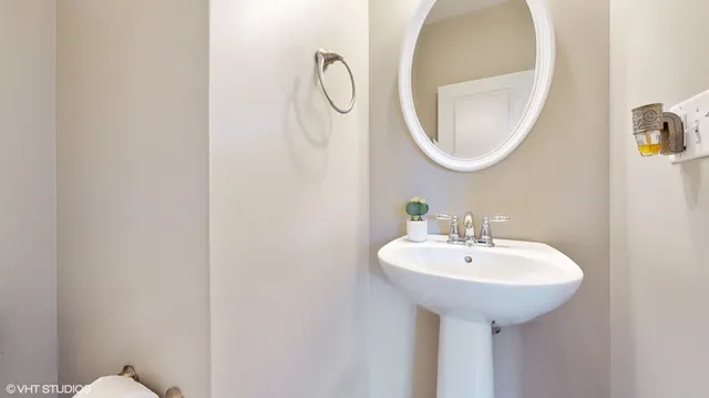 $3,200 | 182 Chapin Way, Oswego, IL 60543