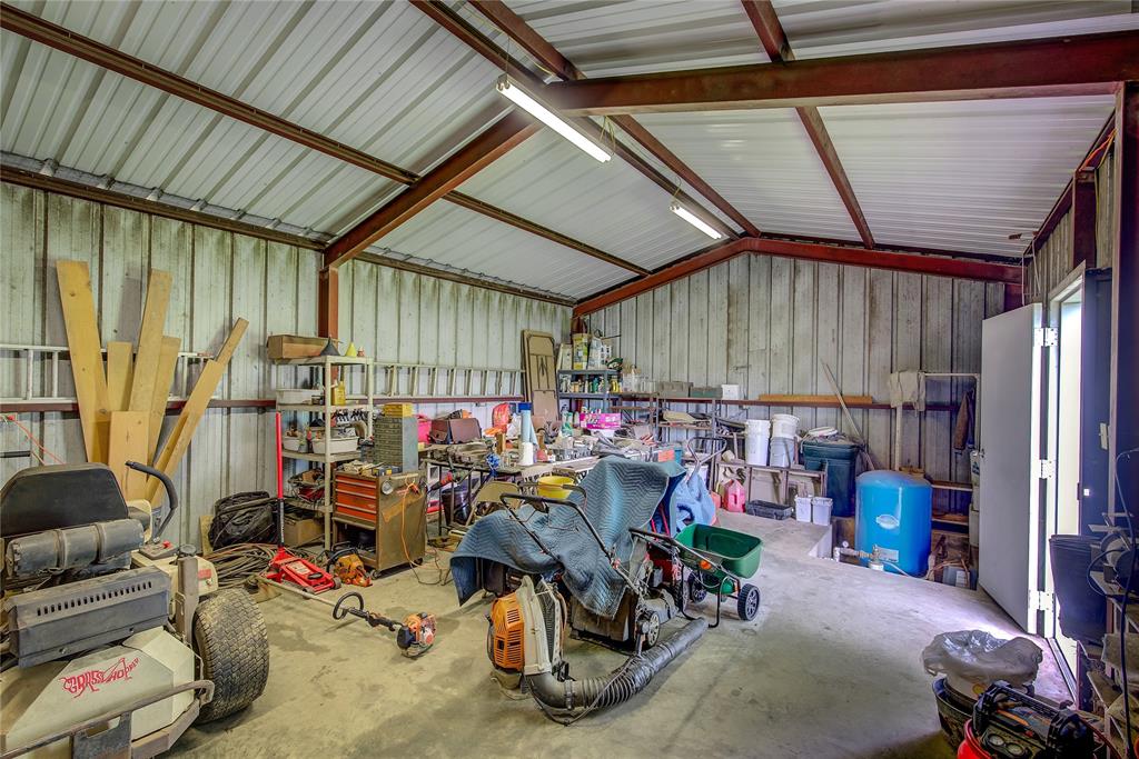 753 County Rd SW 3110 Mount Vernon, TX 75457 - Photo 37 of 40 Inside the workshop