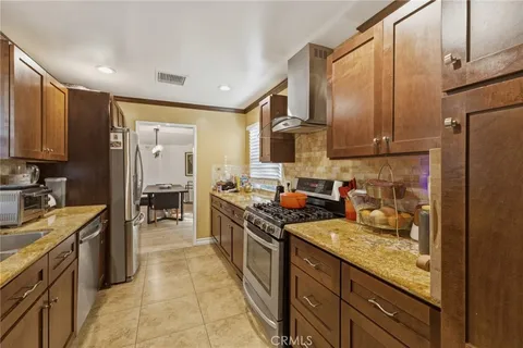 $1,449,500 | 5208 Woodman Avenue, Sherman Oaks, CA 91401