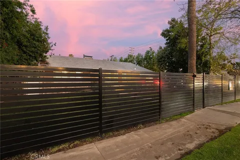 $1,449,500 | 5208 Woodman Avenue, Sherman Oaks, CA 91401