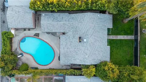 $1,449,500 | 5208 Woodman Avenue, Sherman Oaks, CA 91401