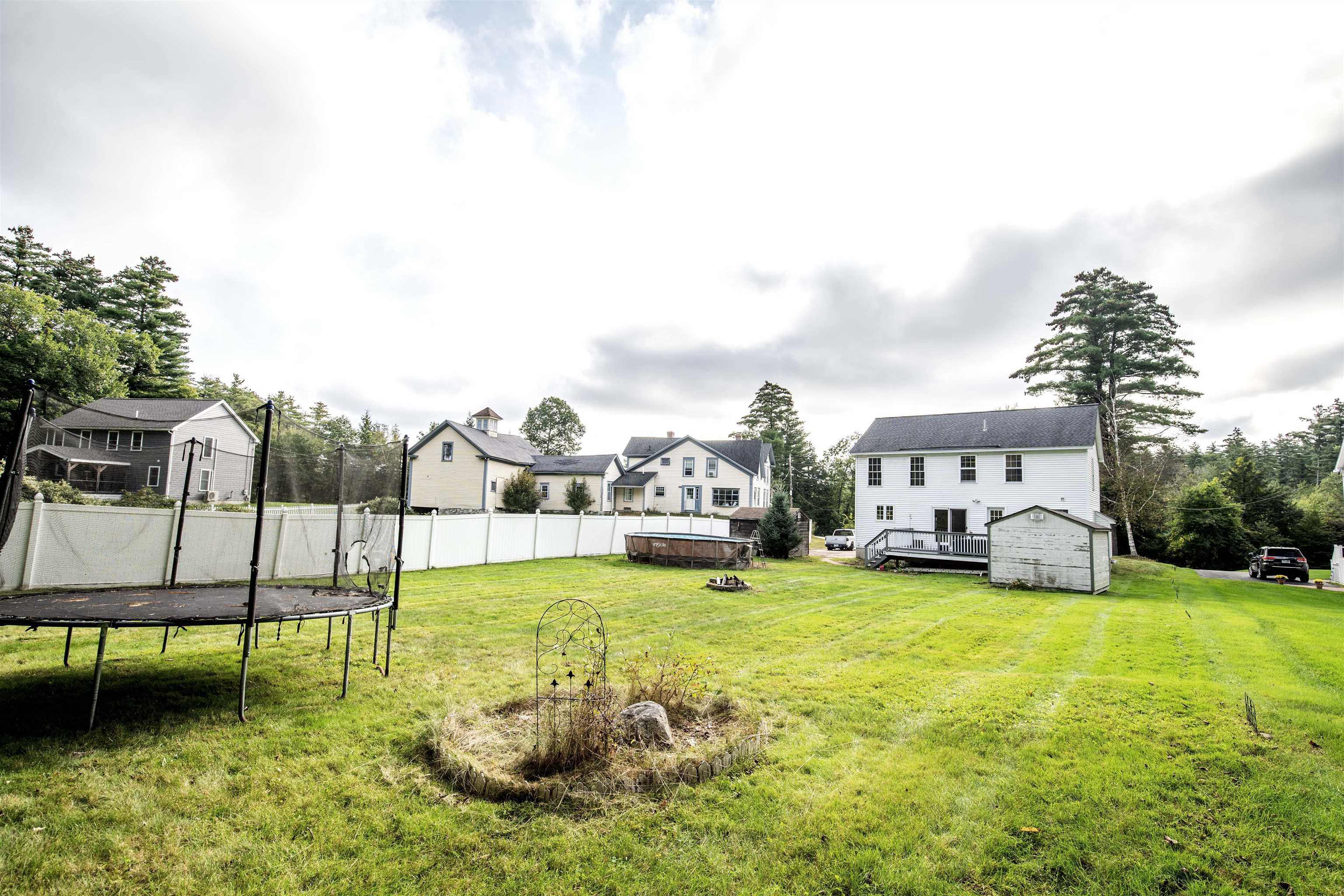 1480 Lake Shore Road Manchester, NH 03109 - Photo 25 of 35 Gallery Image 25