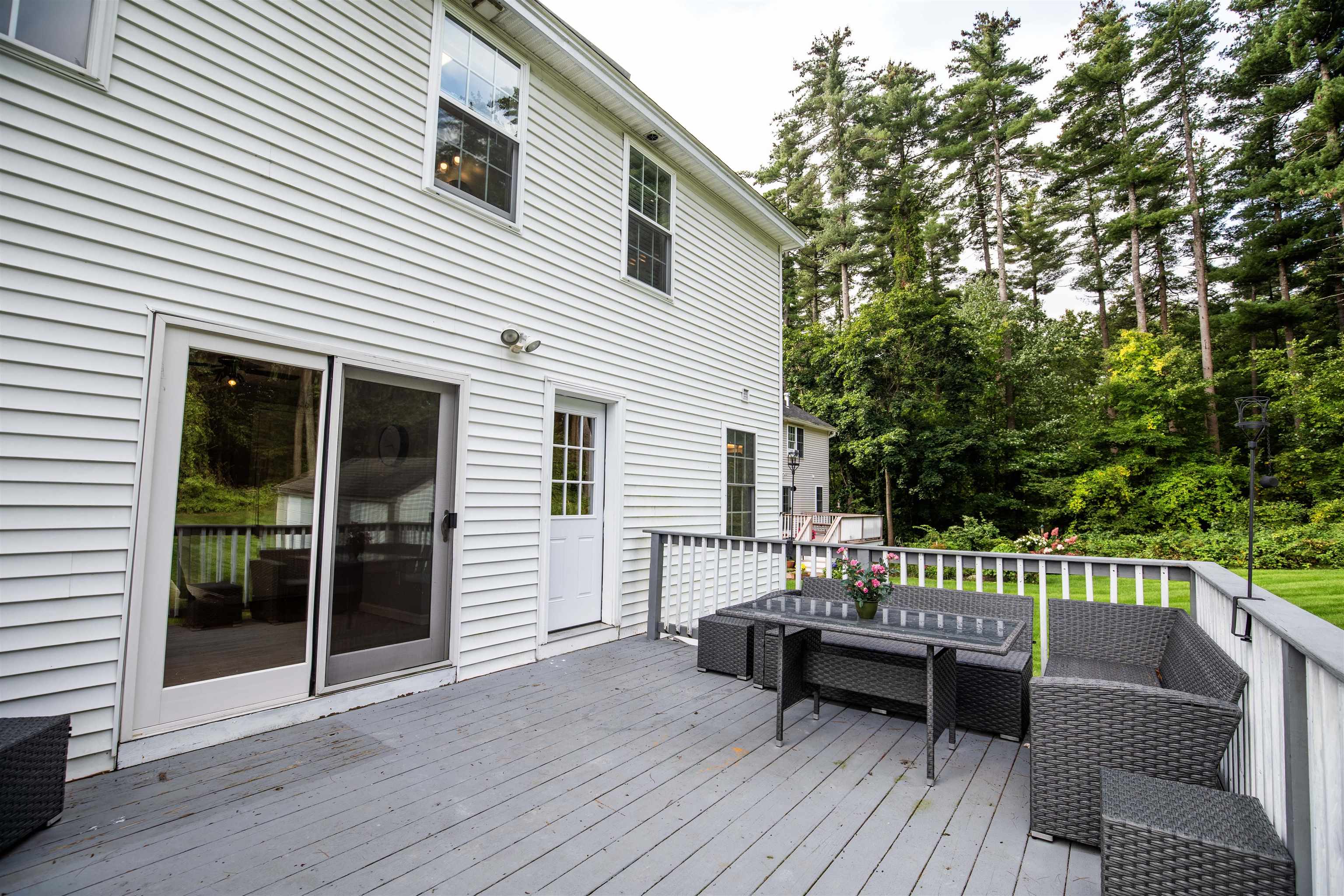 1480 Lake Shore Road Manchester, NH 03109 - Photo 27 of 35 Gallery Image 27