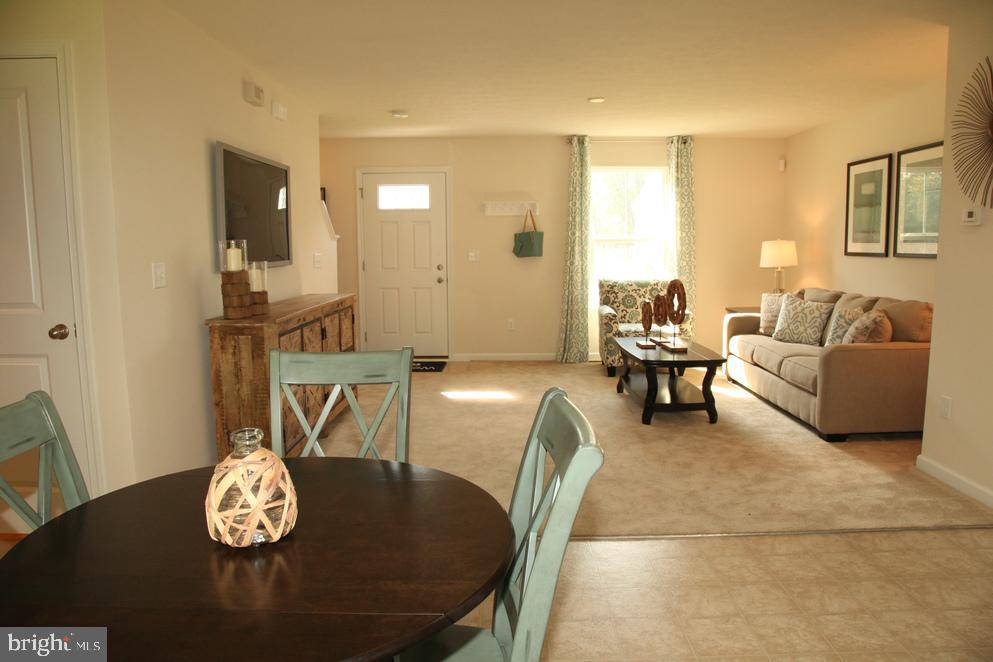 125 Ciseley Drive Sicklerville, NJ 08081 - Photo 3 of 14