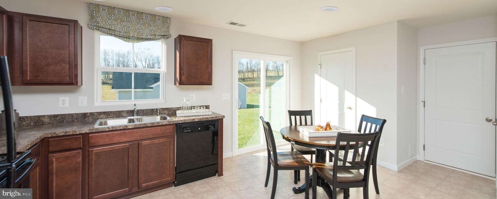 125 Ciseley Drive Sicklerville, NJ 08081 - Photo 4 of 14