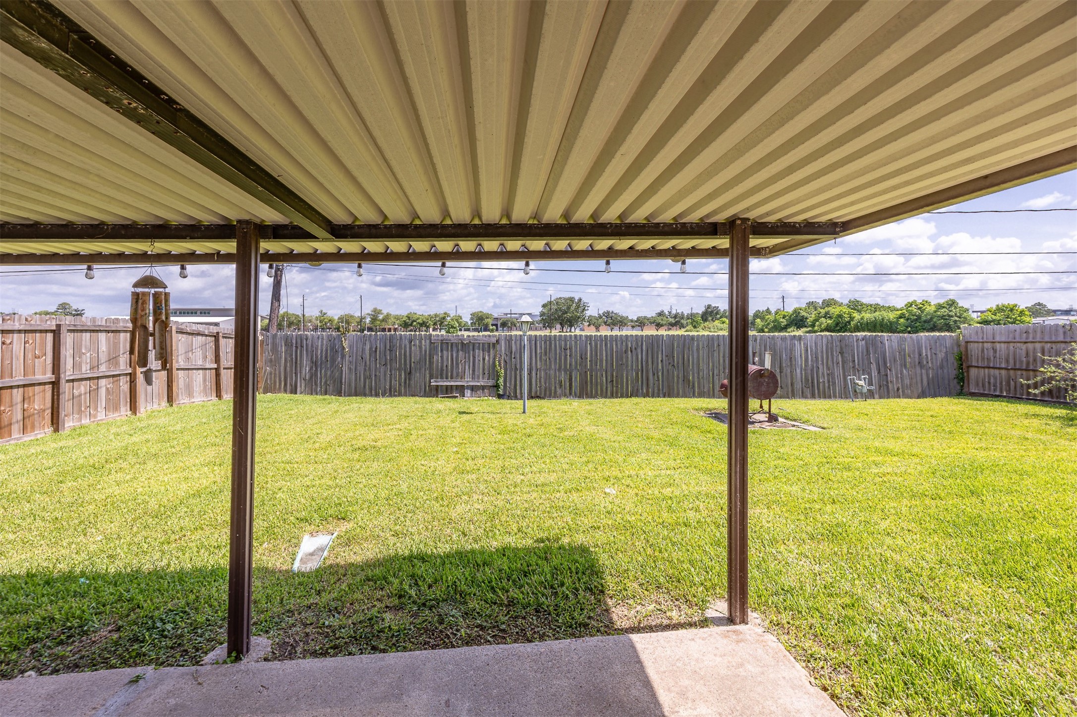 206 Kelly Lane Baytown, TX 77521 - Photo 32 of 38