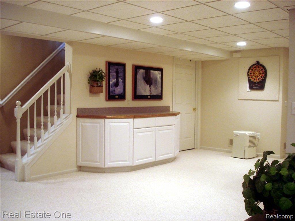 959 Churchill Circle, Unit 70 Rochester, MI 48307 - Photo 14 of 17 churchilld circle 015.jpg