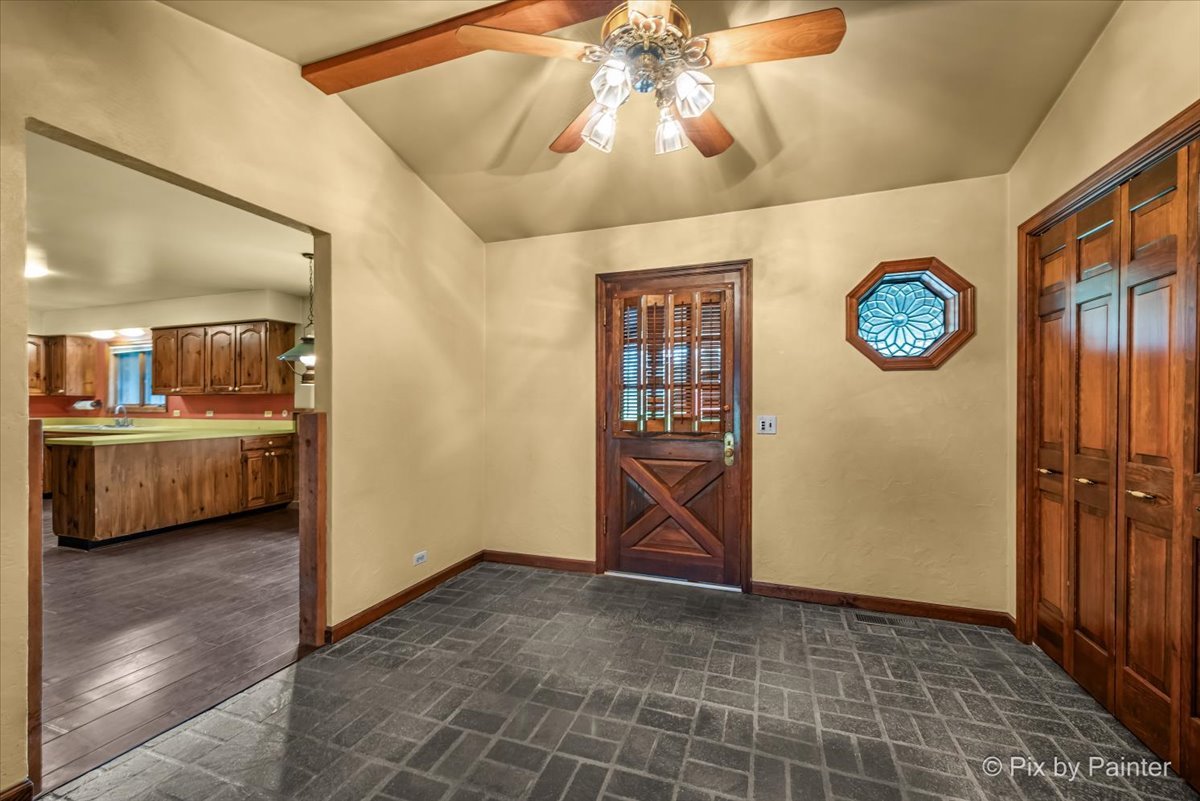 1310 South Fleming Road Bull Valley, IL 60098 - Photo 8 of 55 Gallery Image 8