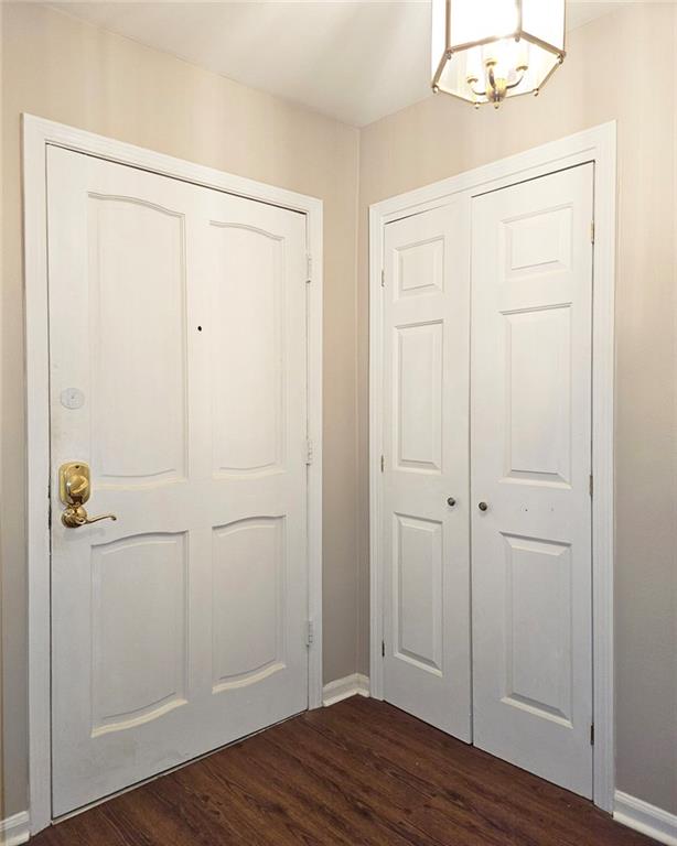 38 La Rue Place Northwest Atlanta, GA 30327 - Photo 4 of 78