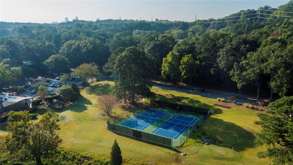 38 La Rue Place Northwest Atlanta, GA 30327 - Photo 65 of 78